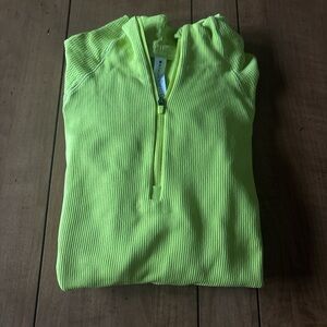 Athleta Women’s Vibrant Yellow/Green Quarter Zip Mock Neck Pullover